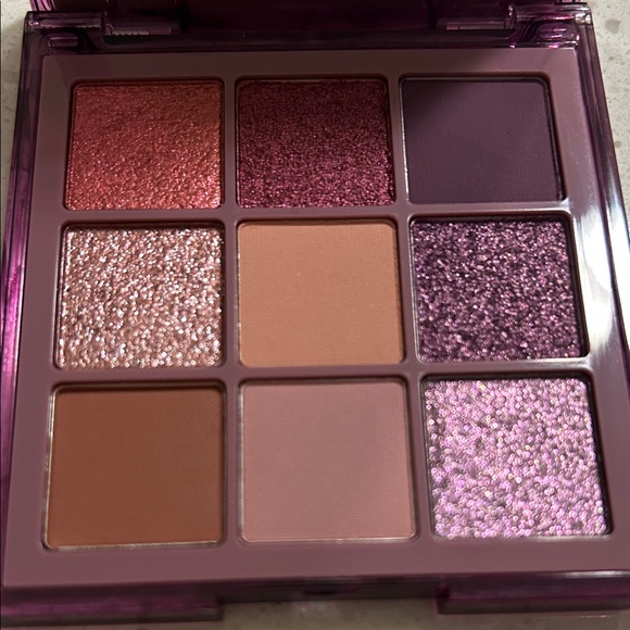 HUDA BEAUTY Other - HUDA BEAUTY Vibrant Pink and Purple Eyeshadow Palette